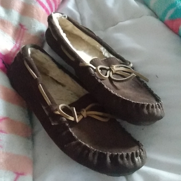 Brown suede moccasins - Picture 2 of 3
